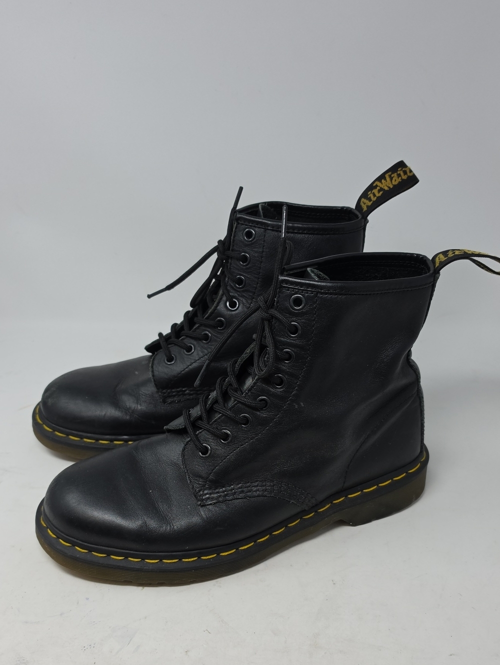 Dr. Martens Pascal Black Leather 8-Eye Lace-Up Combat Boot Women's Sie 10